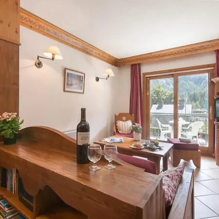 Sainte-foy-l'argentiere Sleeps 4 Pool Chamonix