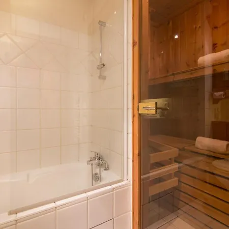 Sainte-foy-l'argentiere Sleeps 4 Pool Chamonix