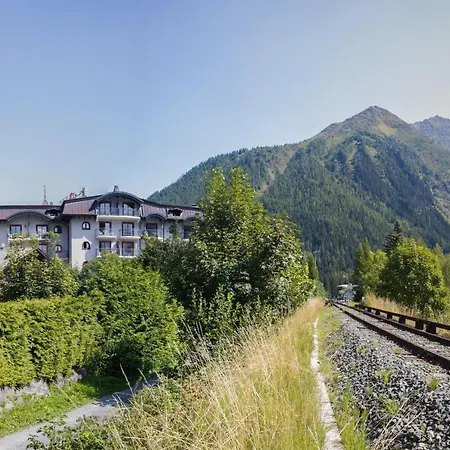 Sainte-foy-l'argentiere Sleeps 4 Pool Chamonix