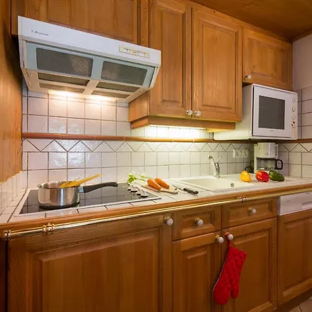 Sainte-foy-l'argentiere Sleeps 4 Pool Apartment *