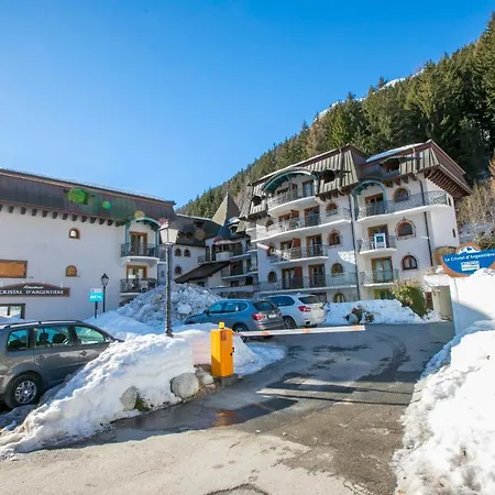 Sainte-foy-l'argentiere Sleeps 4 Pool